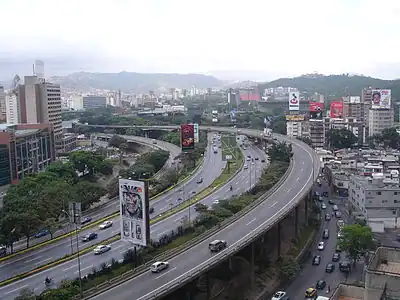 Autopista Francisco Fajardo, Caracas