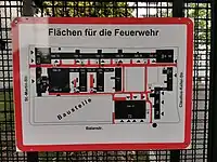 Kennzeichnung von Bewegungs- und Aufstellflächen auf enem großflächigen Areal, inkl. aller Zufahrten.