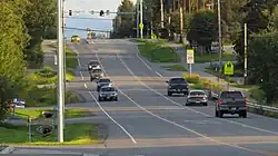 United States: lanes=3 lanes:forward=1 lanes:backward=1 lanes:both_ways=1 turn:lanes:both_ways=left