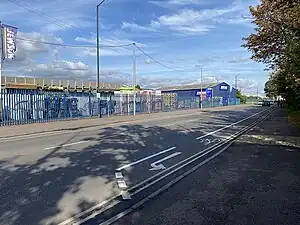 Bike Lane End side path