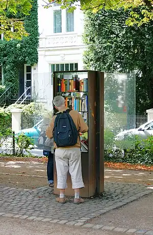 Public bookcase in Bonn, Germany