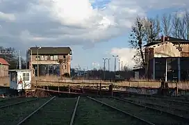abandoned:railway=turntable