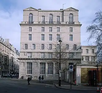 67–68 Pall Mall, London (1928)[59]