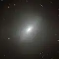 NGC 3610 shows some structure in the form of a bright disc, implying that it formed only a short time ago.[47]
