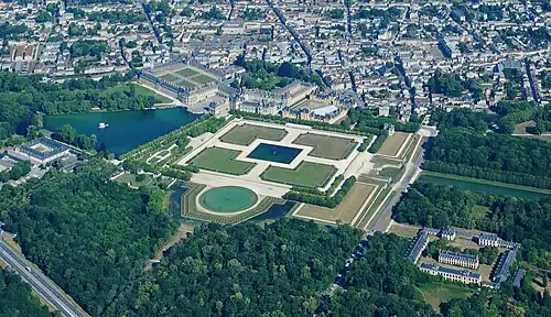 Aerial view of the palace and its park