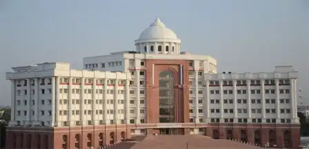 Babu Banarasi Das University