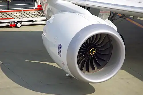 Rolls-Royce Trent 1000 with titanium fan blade