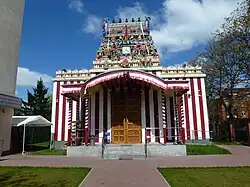Blaschkoallee Sri-Mayurapathy-Murugan-Hindu temple