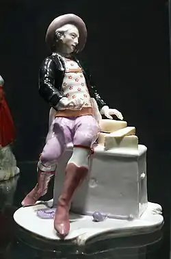 Figure of a cheese seller by Franz Anton Bustelli, Nymphenburg porcelain (1755)
