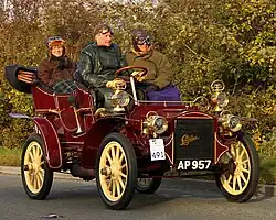 8+1⁄2 HP touring car 1904