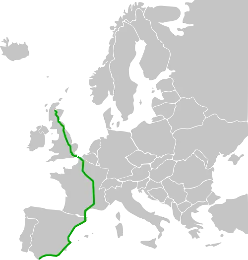 The European route&nbsp;E15 connecting Arras with the United Kingdom and Spain as well as the northern and southern parts of France.