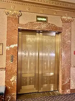 Art Deco and Neoclassical Ionic pilasters in the Severance Hall, Cleveland, US, by Walker and Weeks, 1931