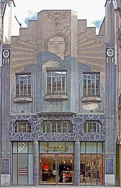 Art Deco facade, Alsace-Lorraine street (c. 1930)