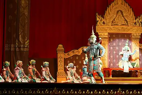 Khon performance, a famous dance in the Ayutthaya period.