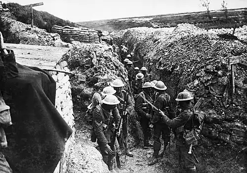 1st Lancashire Fusiliers, in communication trench near Beaumont Hamel, Somme, 1916. Photo by Ernest Brooks