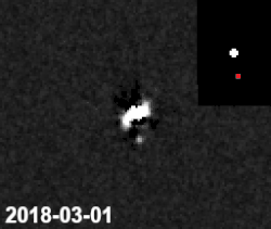 A time lapse of S/2015 (136472) 1 orbiting Makemake shows it moving back and forth about the dwarf planet. The back-and-forth motion of S/2015 (136472) 1 is due to its edge-on orbit from Earth's point of view.