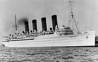 Mauretania at Southampton in 1933