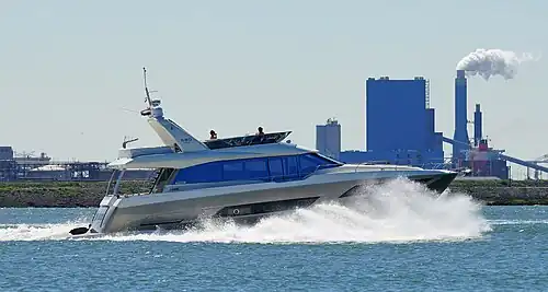 Yamaha Yacht
