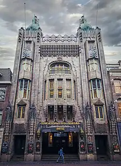Tuschinski Theatre in Amsterdam by Hijman Louis de Jong and Willem Kromhout (1921)