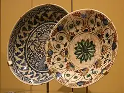 17th-century Persian potteries from Isfahan. Royal Ontario Museum, Toronto