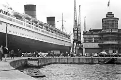 Queen Elizabeth docked at Southampton in 1967
