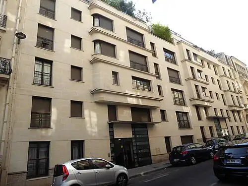Rue Henri Heine no. 3–5 in Paris by J.J. Ory (2001), a neo-Art Deco building[173]