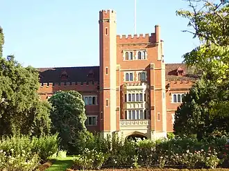 St George's College