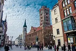 Rynek Staromiejski (Old Town Market Square) with the City Hall and Holy Spirit Church
