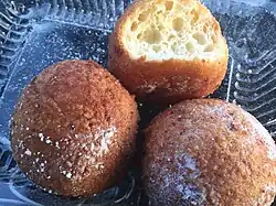 Lithuanian curd doughnuts – spurgos