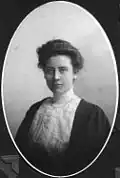 Jennie Smillie Robertson, first female surgeon in Canada, MD